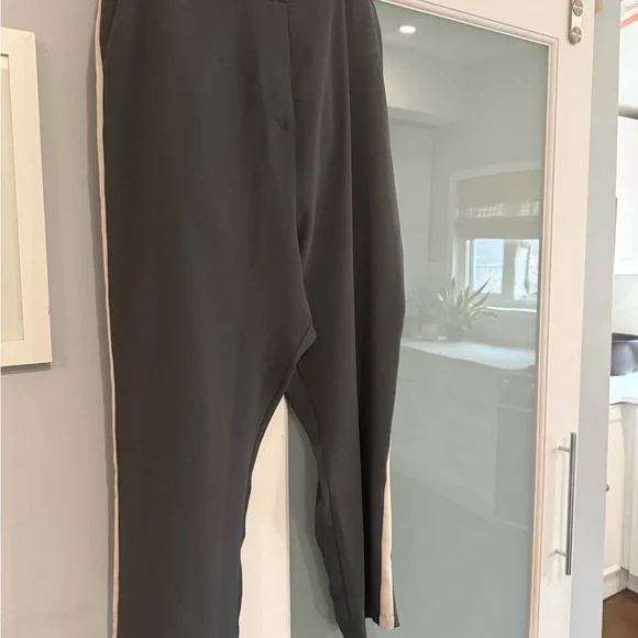 RUTI Drop Crotch Pants with White Stripes - Picture 4 of 4